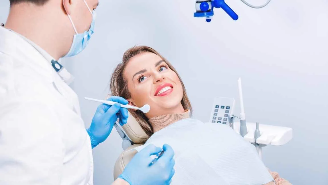 Qu’est-ce qu’une greffe osseuse: à quoi s’attendre pour les implants dentaires